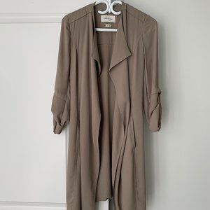Aritzia Babaton Lightweight Flowy Tie Trench Coat